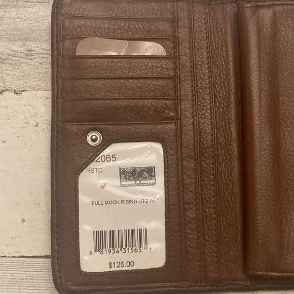 NWT Brighton Dark Brown Embossed Leather Wallet - Picture 14 of 16